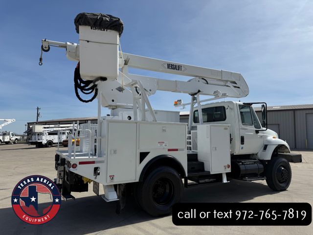 2007 International 7300 4X4 Bucket Truck