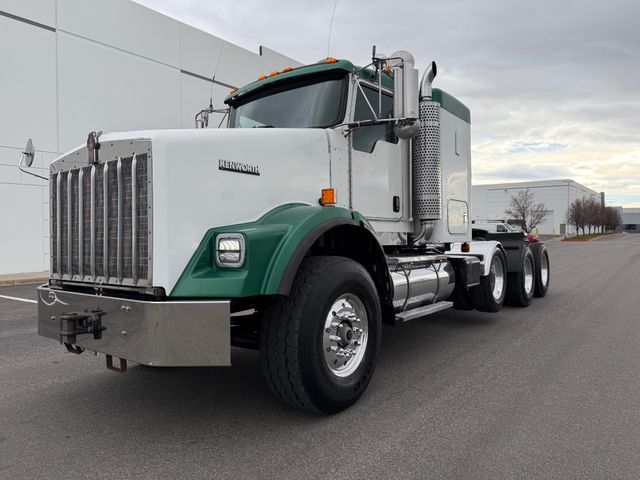 2007 Kenworth T800  Wide Hood 