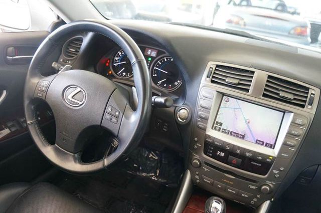 2007 Lexus IS 250 Base 4dr Sedan (2.5L V6 6A)