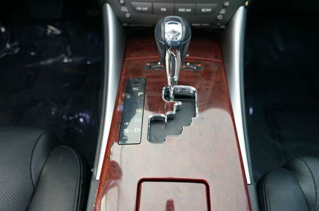 2007 Lexus IS 250 Base 4dr Sedan (2.5L V6 6A)