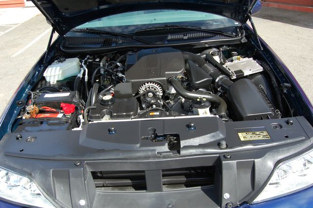 2007 Lincoln Town Car Signature Limited | Charlotte, North Carolina | ADVENTURE VANS 2007 Lincoln Town Car Signature Limited | Charlotte, North Carolina | ADVENTURE VANS