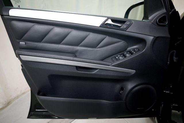 2007 Mercedes-Benz M-Class ML 350 | Burbank, California | MDK International 2007 Mercedes-Benz M-Class ML 350 | Burbank, California | MDK International