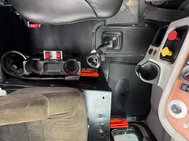 2007 Peterbilt 367 625HP - Heavy Haul Day Cab