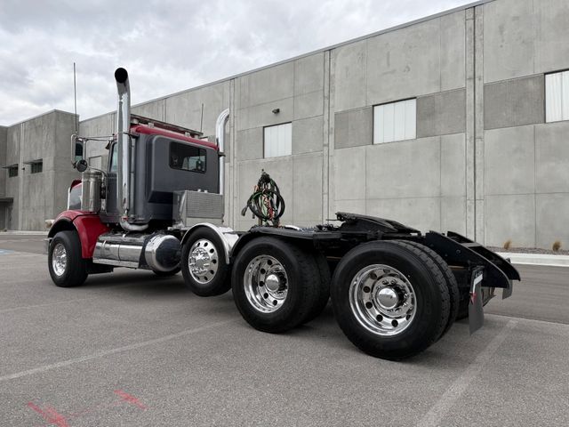 2007 Peterbilt 367 625HP - Heavy Haul Day Cab