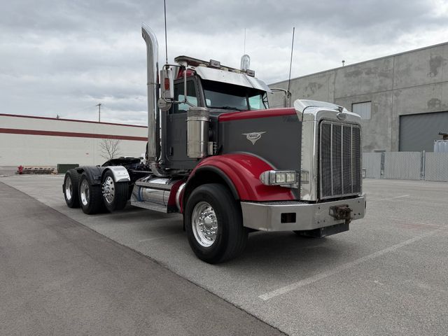 2007 Peterbilt 367 625HP - Heavy Haul Day Cab