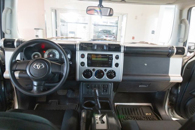 2007 Toyota FJ Cruiser 2WD