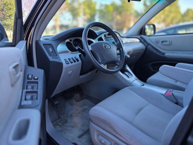 2007 Toyota Highlander Base 2007 Toyota Highlander Base