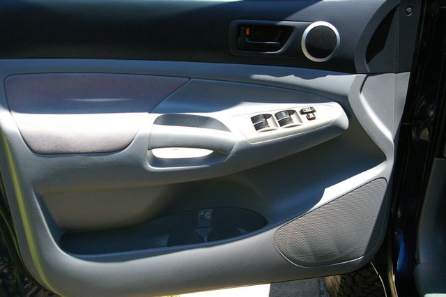 2007 Toyota Tacoma Pickup 4D 5 ft