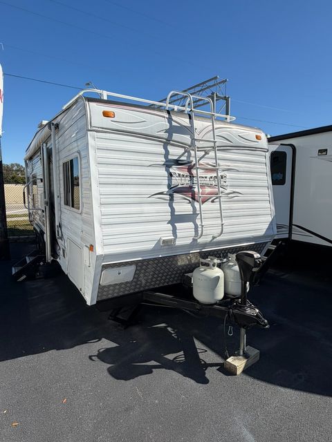 2007 Weekend Warrior FS2500  | Clearwater, Florida | R.V. World Inc in Clearwater, Florida 33764