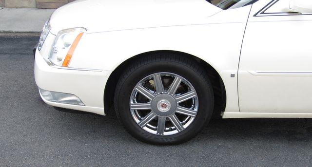 2008 Cadillac DTS Luxury III | American Fork, Utah | Auto's Inc. 2008 Cadillac DTS Luxury III | American Fork, Utah | Auto's Inc.