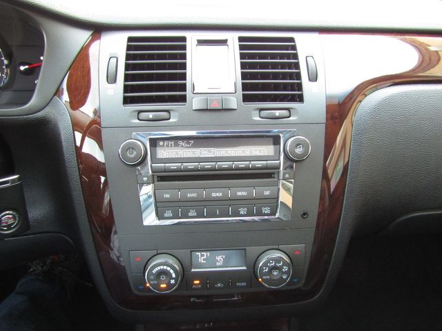 2008 Cadillac DTS Luxury III | American Fork, Utah | Auto's Inc. 2008 Cadillac DTS Luxury III | American Fork, Utah | Auto's Inc.