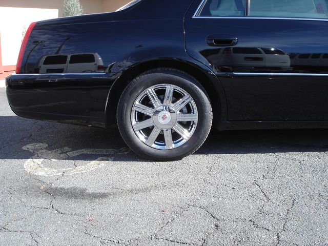 2008 Cadillac DTS Base | Charlotte, North Carolina | ADVENTURE VANS 2008 Cadillac DTS Base | Charlotte, North Carolina | ADVENTURE VANS