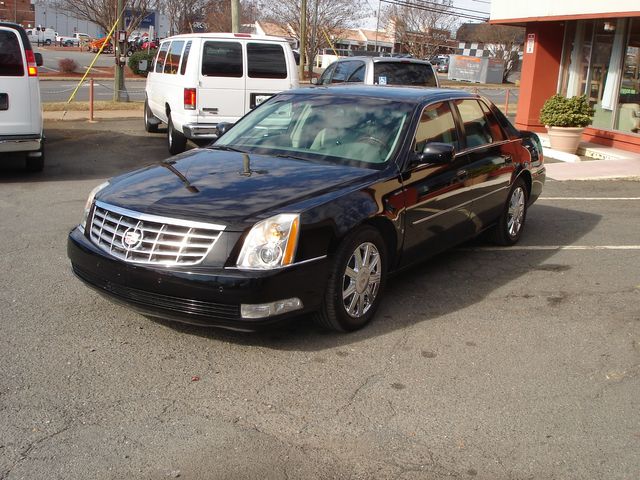 2008 Cadillac DTS Base | Charlotte, North Carolina | ADVENTURE VANS 2008 Cadillac DTS Base | Charlotte, North Carolina | ADVENTURE VANS
