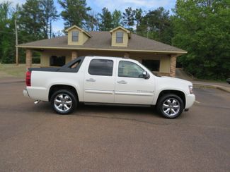 2008 Chevrolet Avalanche LTZ | Batesville, Mississippi | Stanley's Auto Sales
