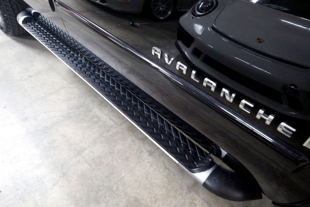 2008 Chevrolet Avalanche LT | Burbank, California | MDK International 2008 Chevrolet Avalanche LT | Burbank, California | MDK International