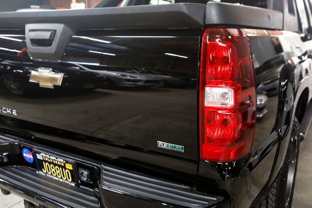 2008 Chevrolet Avalanche LT | Burbank, California | MDK International 2008 Chevrolet Avalanche LT | Burbank, California | MDK International