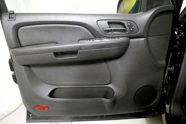 2008 Chevrolet Avalanche LT | Burbank, California | MDK International 2008 Chevrolet Avalanche LT | Burbank, California | MDK International