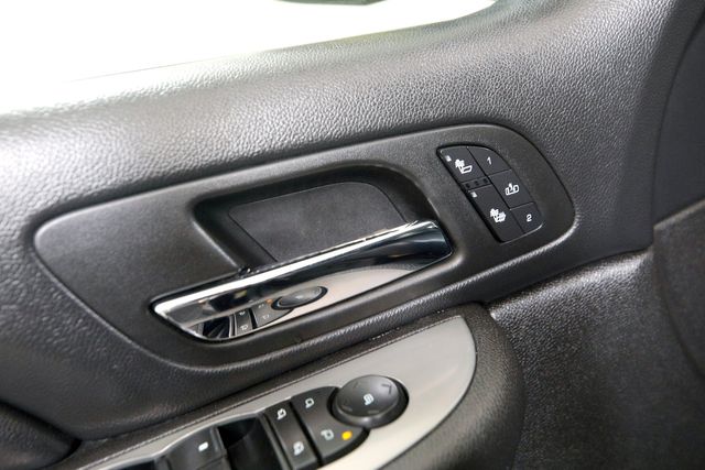 2008 Chevrolet Avalanche LT | Burbank, California | MDK International 2008 Chevrolet Avalanche LT | Burbank, California | MDK International