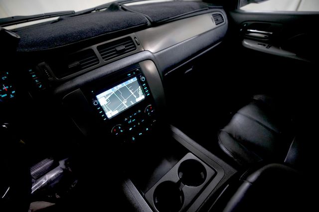 2008 Chevrolet Avalanche LT | Burbank, California | MDK International 2008 Chevrolet Avalanche LT | Burbank, California | MDK International