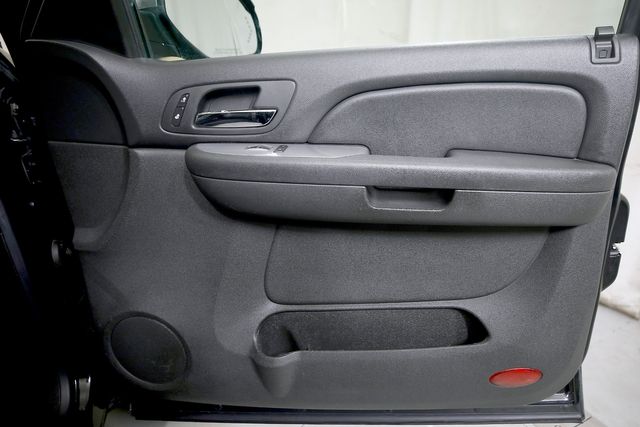 2008 Chevrolet Avalanche LT | Burbank, California | MDK International 2008 Chevrolet Avalanche LT | Burbank, California | MDK International