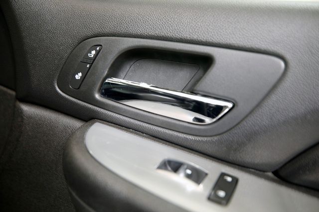 2008 Chevrolet Avalanche LT | Burbank, California | MDK International 2008 Chevrolet Avalanche LT | Burbank, California | MDK International