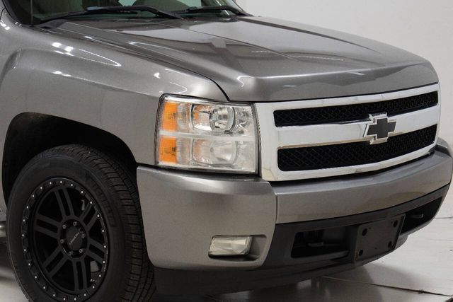 2008 Chevrolet Silverado 1500 LTZ 2WD 4dr Crew Cab 5.8 ft. SB | Houston, TX | Houston Auto Credit 2008 Chevrolet Silverado 1500 LTZ 2WD 4dr Crew Cab 5.8 ft. SB | Houston, TX | Houston Auto Credit