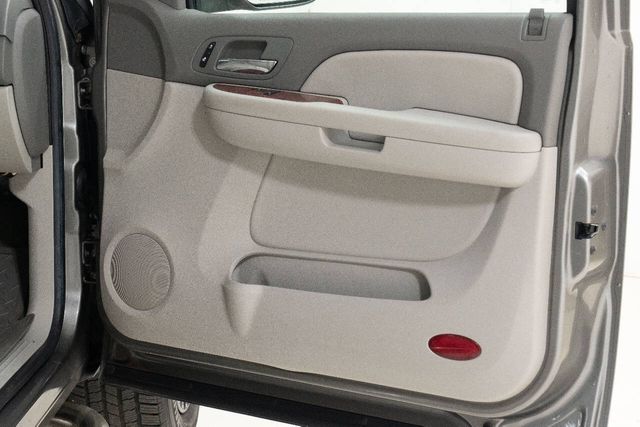 2008 Chevrolet Silverado 1500 LTZ 2WD 4dr Crew Cab 5.8 ft. SB | Houston, TX | Houston Auto Credit 2008 Chevrolet Silverado 1500 LTZ 2WD 4dr Crew Cab 5.8 ft. SB | Houston, TX | Houston Auto Credit