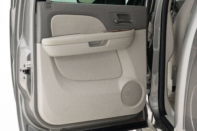 2008 Chevrolet Silverado 1500 LTZ 2WD 4dr Crew Cab 5.8 ft. SB | Houston, TX | Houston Auto Credit 2008 Chevrolet Silverado 1500 LTZ 2WD 4dr Crew Cab 5.8 ft. SB | Houston, TX | Houston Auto Credit