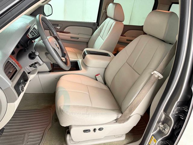 2008 Chevrolet Silverado 1500 LTZ 2WD 4dr Crew Cab 5.8 ft. SB | Houston, TX | Houston Auto Credit 2008 Chevrolet Silverado 1500 LTZ 2WD 4dr Crew Cab 5.8 ft. SB | Houston, TX | Houston Auto Credit