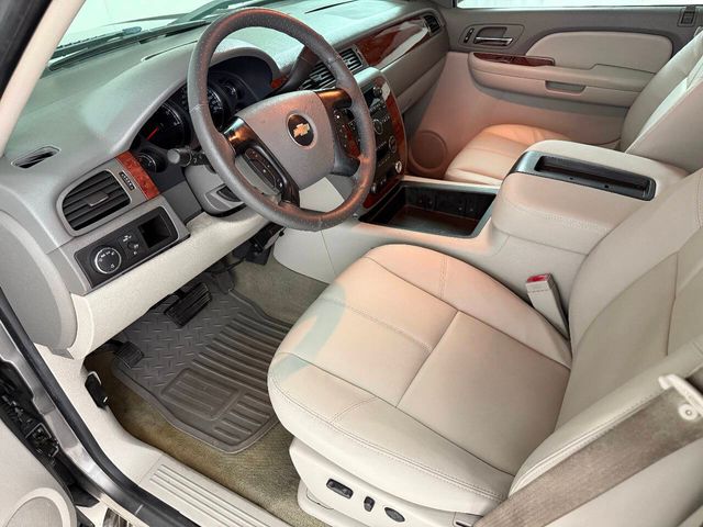 2008 Chevrolet Silverado 1500 LTZ 2WD 4dr Crew Cab 5.8 ft. SB | Houston, TX | Houston Auto Credit 2008 Chevrolet Silverado 1500 LTZ 2WD 4dr Crew Cab 5.8 ft. SB | Houston, TX | Houston Auto Credit