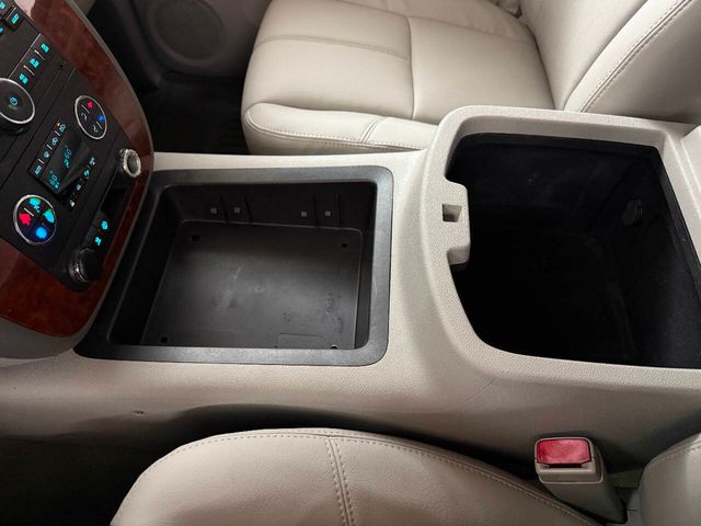 2008 Chevrolet Silverado 1500 LTZ 2WD 4dr Crew Cab 5.8 ft. SB | Houston, TX | Houston Auto Credit 2008 Chevrolet Silverado 1500 LTZ 2WD 4dr Crew Cab 5.8 ft. SB | Houston, TX | Houston Auto Credit