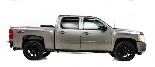 2008 Chevrolet Silverado 1500 LTZ 2WD 4dr Crew Cab 5.8 ft. SB | Houston, TX | Houston Auto Credit 2008 Chevrolet Silverado 1500 LTZ 2WD 4dr Crew Cab 5.8 ft. SB | Houston, TX | Houston Auto Credit