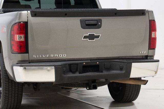 2008 Chevrolet Silverado 1500 LTZ 2WD 4dr Crew Cab 5.8 ft. SB | Houston, TX | Houston Auto Credit 2008 Chevrolet Silverado 1500 LTZ 2WD 4dr Crew Cab 5.8 ft. SB | Houston, TX | Houston Auto Credit