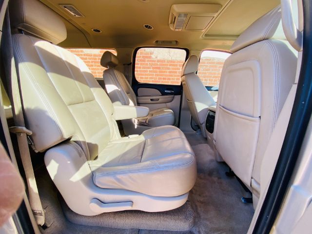 2008 Chevrolet Suburban 1500 LTZ | Lubbock, TX | Chaparral Motors - Lubbock 2008 Chevrolet Suburban 1500 LTZ | Lubbock, TX | Chaparral Motors - Lubbock