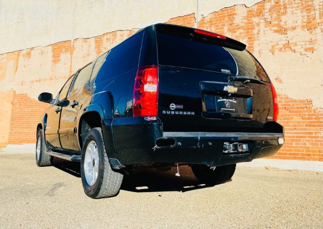 2008 Chevrolet SUBURBAN LTZ 1500 4WD | Lubbock, TX | Chaparral Motors - Lubbock 2008 Chevrolet SUBURBAN LTZ 1500 4WD | Lubbock, TX | Chaparral Motors - Lubbock