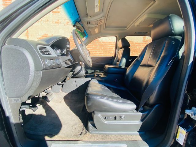 2008 Chevrolet SUBURBAN LTZ 1500 4WD | Lubbock, TX | Chaparral Motors - Lubbock 2008 Chevrolet SUBURBAN LTZ 1500 4WD | Lubbock, TX | Chaparral Motors - Lubbock