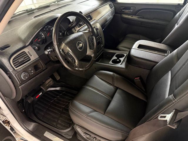 2008 Chevrolet Tahoe LTZ 4x2 4dr SUV | Houston, TX | Houston Auto Credit 2008 Chevrolet Tahoe LTZ 4x2 4dr SUV | Houston, TX | Houston Auto Credit