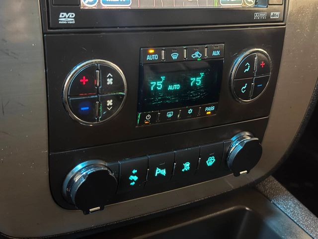 2008 Chevrolet Tahoe LTZ 4x2 4dr SUV | Houston, TX | Houston Auto Credit 2008 Chevrolet Tahoe LTZ 4x2 4dr SUV | Houston, TX | Houston Auto Credit