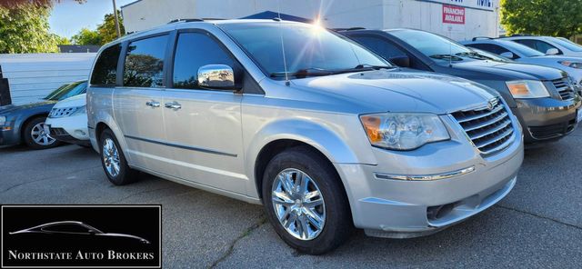 2008 Chrysler Town and Country Limited | Chico, CA | Northstate Auto Brokers, Inc.