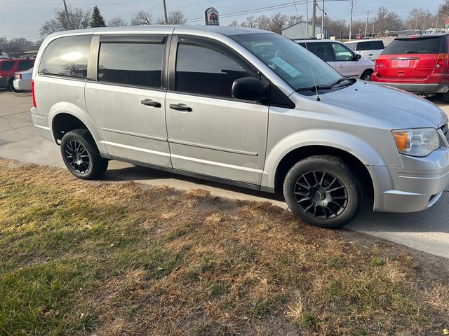 2008 Chrysler Town and Country LX