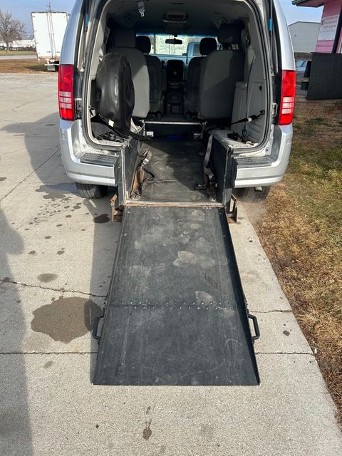 2008 Chrysler Town and Country LX