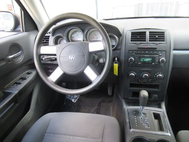 2008 Dodge Charger 4dr Sdn RWD
