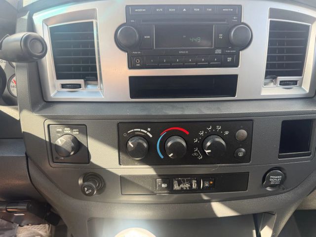 2008 Dodge Ram 2500 SLT Pickup 4D 6 1/4 ft