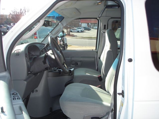 2008 Ford E-Series E-350 SD XLT 13 PASSENGER | Charlotte, North Carolina | ADVENTURE VANS 2008 Ford E-Series E-350 SD XLT 13 PASSENGER | Charlotte, North Carolina | ADVENTURE VANS