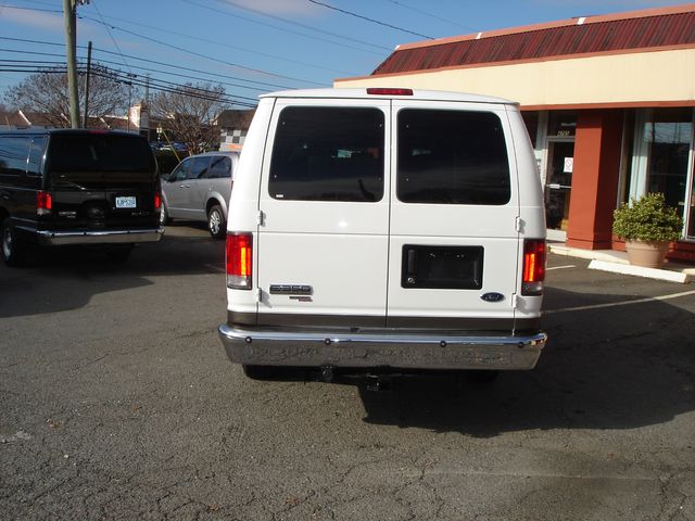 2008 Ford E-Series E-350 SD XLT - 13 PASSENGER | Charlotte, North Carolina | ADVENTURE VANS 2008 Ford E-Series E-350 SD XLT - 13 PASSENGER | Charlotte, North Carolina | ADVENTURE VANS