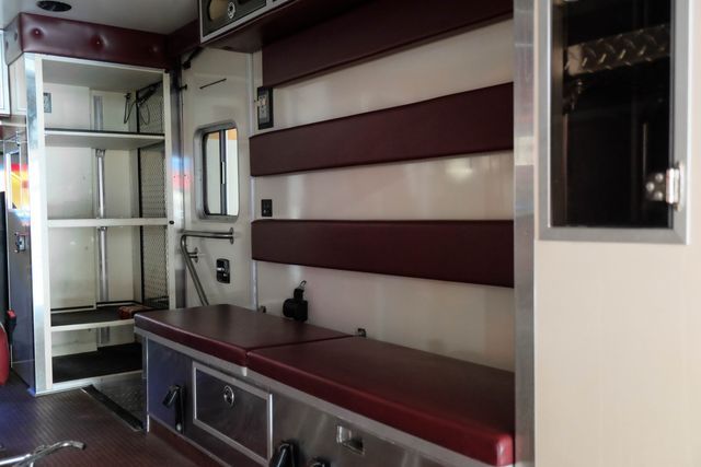 2008 Ford Econoline Commercial Cutaway | New York, NY | Spincar Demo Account 2008 Ford Econoline Commercial Cutaway | New York, NY | Spincar Demo Account