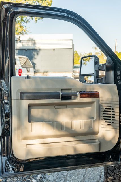 2008 Ford F-250 Super Duty Lariat 4X4 CREW CAB / DIESEL / LOW MILES UPGRADES | Austin, TX | Rocky Mountain Truck Stop Austin 2008 Ford F-250 Super Duty Lariat 4X4 CREW CAB / DIESEL / LOW MILES UPGRADES | Austin, TX | Rocky Mountain Truck Stop Austin