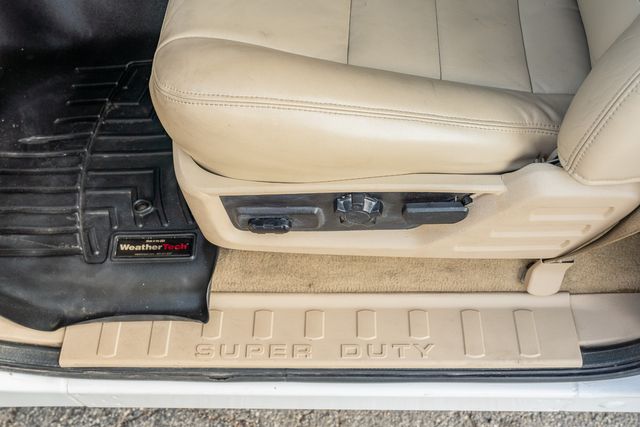 2008 Ford F-250 Super Duty Lariat / CLEAN CARFAX / REGULAR SERVICE | Austin, TX | Rocky Mountain Truck Stop Austin 2008 Ford F-250 Super Duty Lariat / CLEAN CARFAX / REGULAR SERVICE | Austin, TX | Rocky Mountain Truck Stop Austin