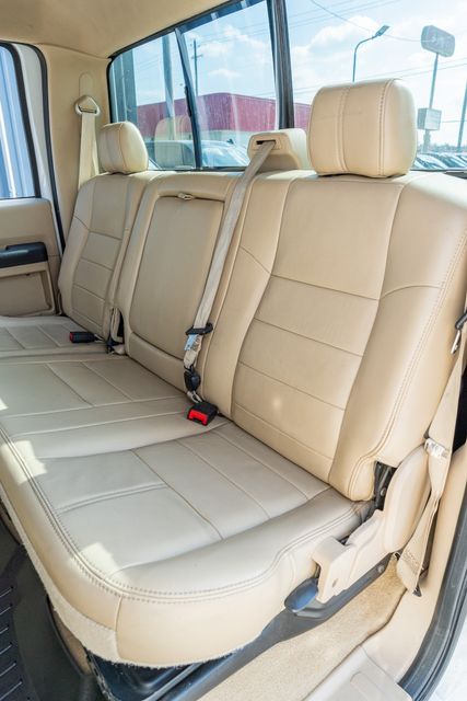 2008 Ford F-250 Super Duty Lariat 4X4 / CLEAN CARFAX / REGULAR SERVICE | Austin, TX | Rocky Mountain Truck Stop Austin 2008 Ford F-250 Super Duty Lariat 4X4 / CLEAN CARFAX / REGULAR SERVICE | Austin, TX | Rocky Mountain Truck Stop Austin