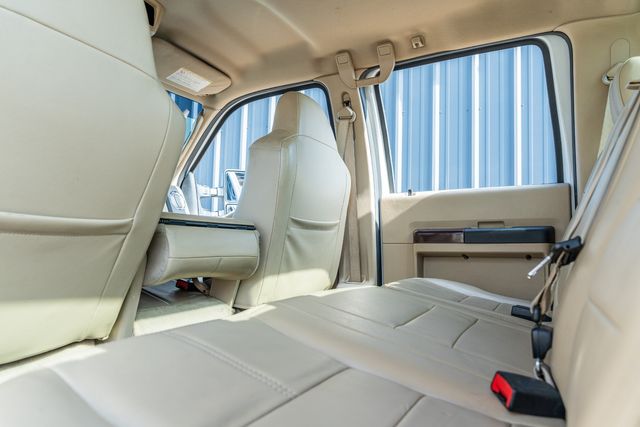 2008 Ford F-250 Super Duty Lariat 4X4 / CLEAN CARFAX / REGULAR SERVICE | Austin, TX | Rocky Mountain Truck Stop Austin 2008 Ford F-250 Super Duty Lariat 4X4 / CLEAN CARFAX / REGULAR SERVICE | Austin, TX | Rocky Mountain Truck Stop Austin